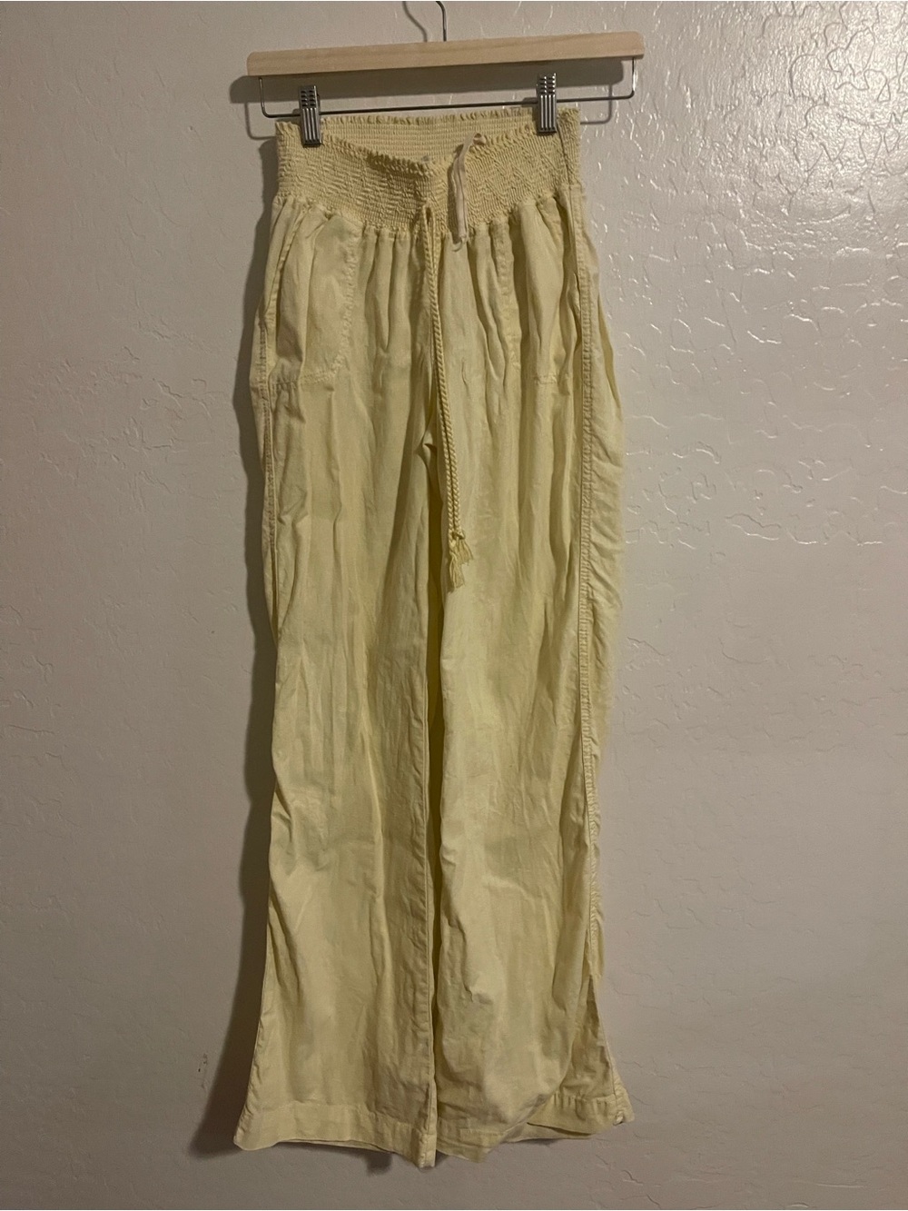 Kiss & Cry Butter Yellow Linen Blend Pants Size M